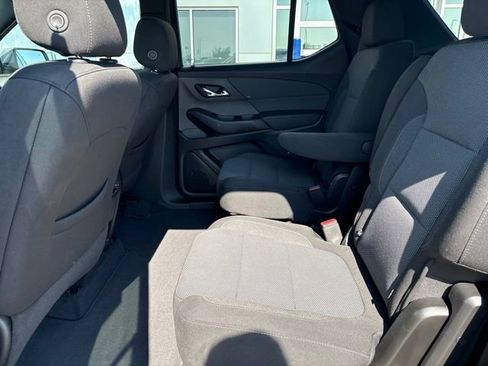 Used 2023 Chevrolet Traverse LT AWD/4WD image 21