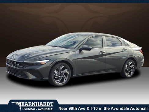 Used 2025 Hyundai Elantra Limited FWD image 1