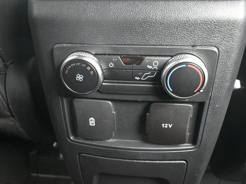 Used 2022 Ford Explorer ST-Line w/ Class IV Trailer Tow Package image 19