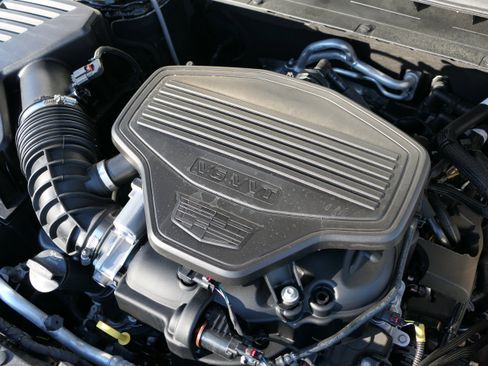 New 2025 Cadillac XT6 Premium Luxury image 30