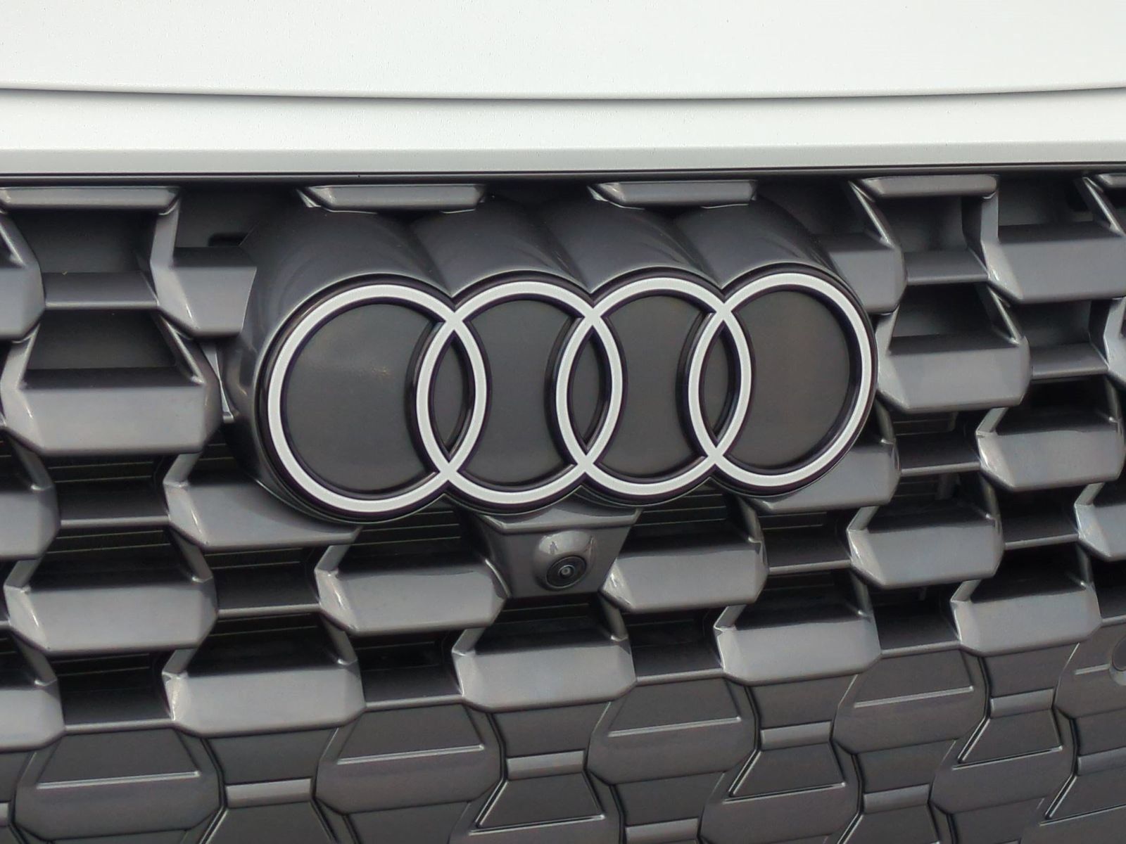 Used 2025 Audi Q5 Premium w/ Convenience Package AWD/4WD image 25