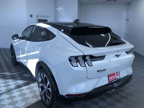 Used 2021 Ford Mustang Mach-E Premium image 13