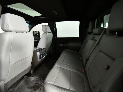 Used 2020 Chevrolet Silverado 2500 LTZ w/ LTZ Plus Package image 26