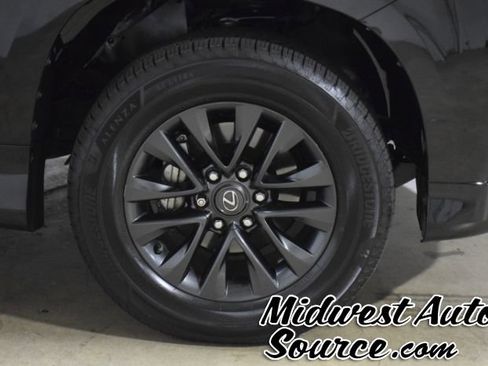 Used 2022 Lexus GX 460 Premium w/ Premium Plus Package AWD/4WD image 11
