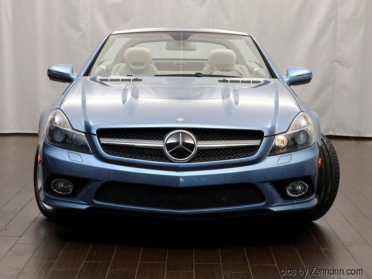 Used 2011 Mercedes-Benz SL 550 w/ Premium I Pkg image 4