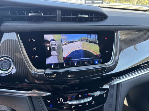 New 2025 Cadillac XT6 Premium Luxury w/ Platinum Package FWD image 33