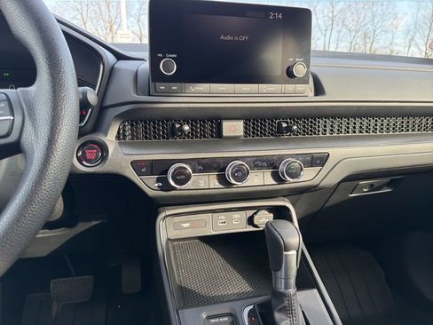 Certified 2024 Honda CR-V EX image 16