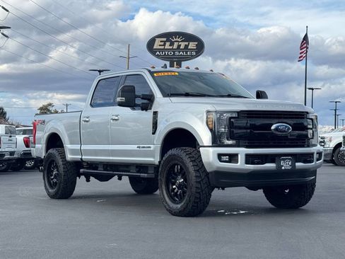 Used 2019 Ford F350 Lariat image 1