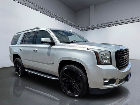 Used 2019 GMC Yukon SLT w/ Open Road Package AWD/4WD image 8