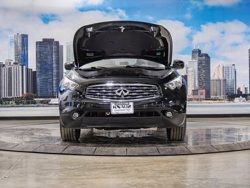 Used 2011 INFINITI FX35 Base w/ Premium Pkg image 4