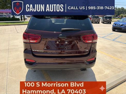 Used 2020 Kia Sorento S FWD image 10