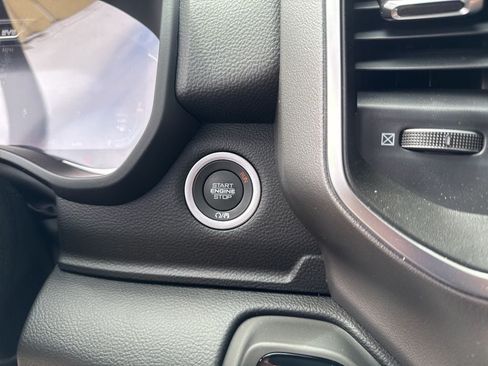 New 2026 RAM 1500 Big Horn AWD/4WD image 16