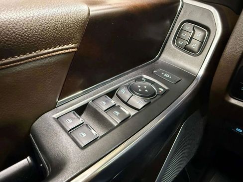 Used 2025 Ford F250 King Ranch w/ Chrome Package image 29