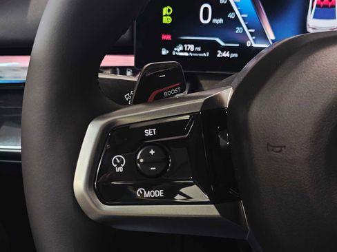 New 2026 BMW 550e xDrive 550e xDrive w/ Premium Package image 12