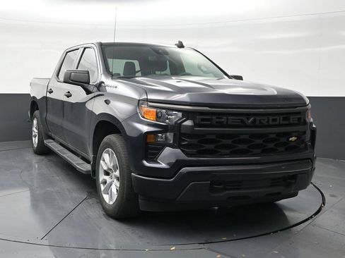 Used 2023 Chevrolet Silverado 1500 Custom RWD image 7