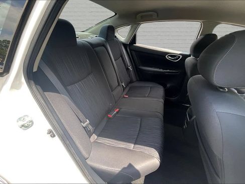 Used 2019 Nissan Sentra SV FWD image 24