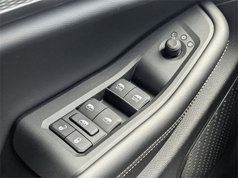 New 2025 Jeep Grand Cherokee Laredo X w/ Luxury Tech Group I image 24