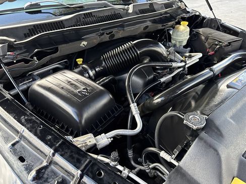 Used 2014 RAM 1500 Express AWD/4WD image 42