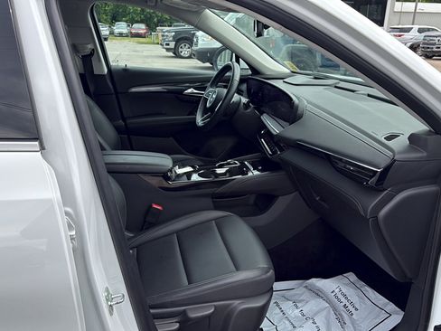 Used 2024 Buick Envision Preferred AWD/4WD image 12