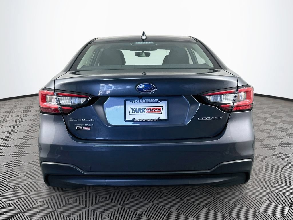 Used 2025 Subaru Legacy Premium AWD/4WD image 9