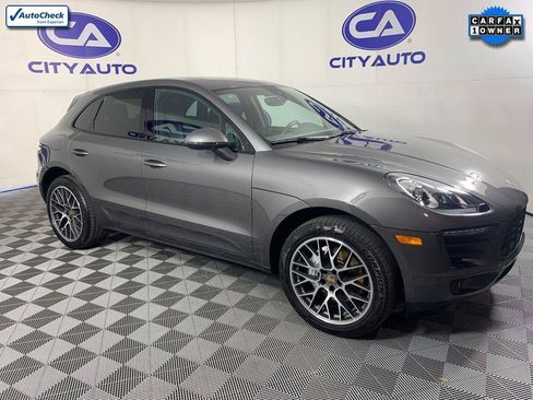 Used 2018 Porsche Macan S AWD/4WD image 1