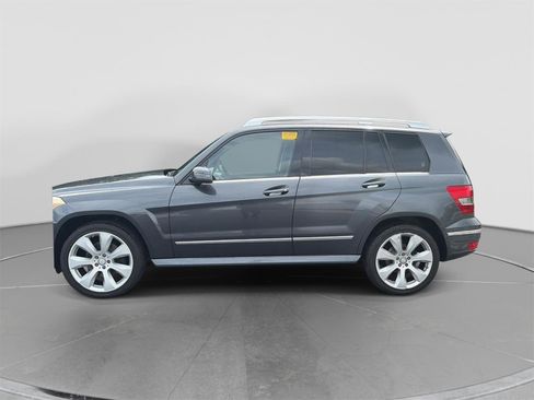 Used 2010 Mercedes-Benz GLK 350 4MATIC image 2