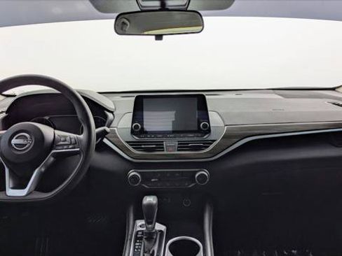 Used 2023 Nissan Altima 2.5 SV FWD image 26