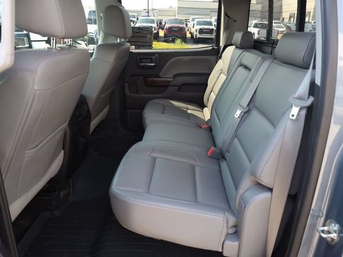 Used 2016 GMC Sierra 2500 SLT w/ Duramax Plus Package AWD/4WD image 17