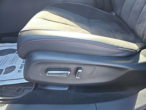 Certified 2025 Acura ADX A-Spec image 26