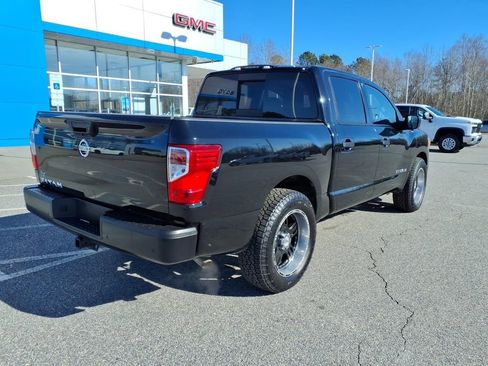 Used 2021 Nissan Titan S w/ S Utility Package image 3