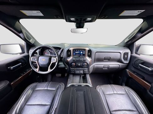 Used 2021 Chevrolet Silverado 1500 High Country w/ Technology Package image 17