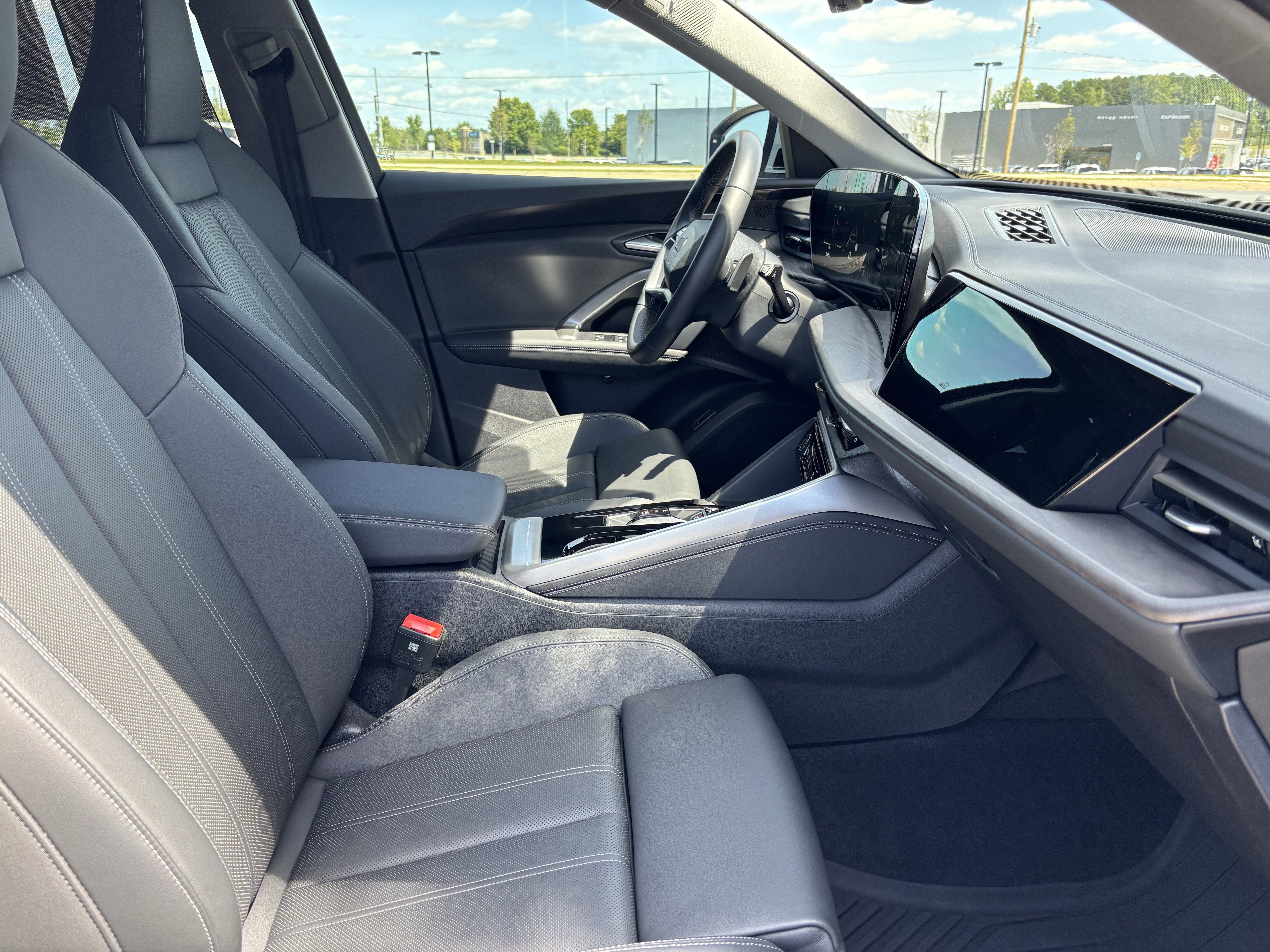 Certified 2025 Audi Q5 Premium AWD/4WD image 35