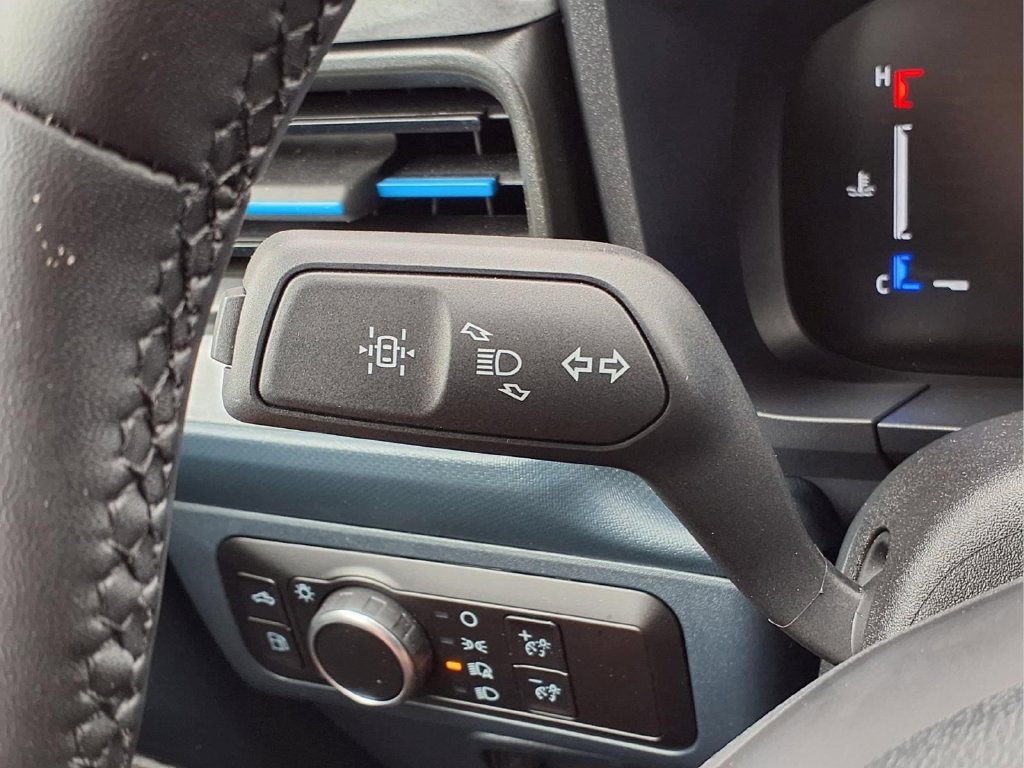 New 2026 Ford Maverick XLT w/ Equipment Group 301A AWD/4WD image 10