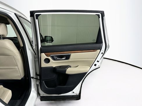 Used 2020 Honda CR-V Touring image 31
