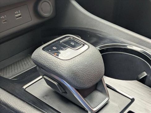 Used 2023 Nissan Rogue SV FWD image 12