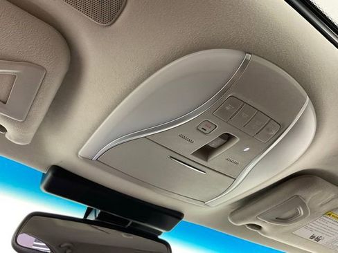 Used 2018 INFINITI Q70 L 3.7 image 26