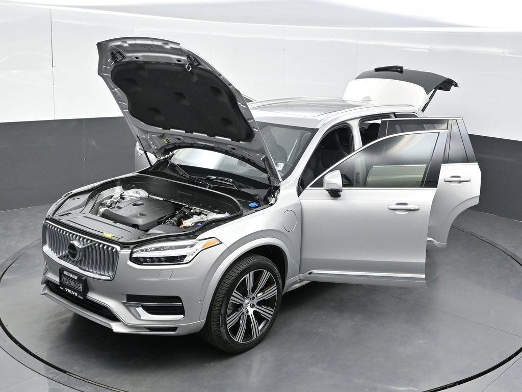 Used 2025 Volvo XC90 T8 Ultra w/ Protection Package Premier AWD/4WD image 40