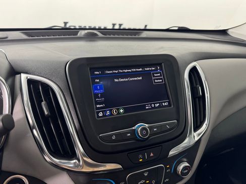Used 2023 Chevrolet Equinox LT FWD image 15