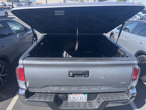 Used 2023 Toyota Tacoma TRD Off-Road image 22