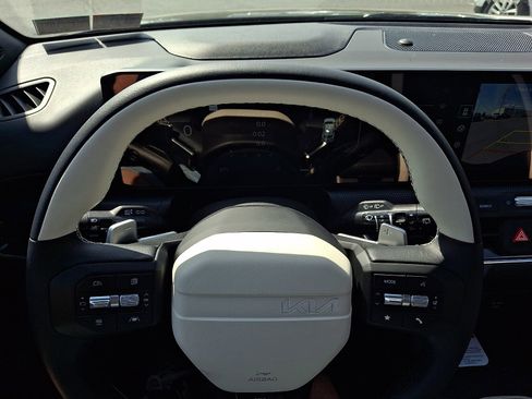 New 2026 Kia K4 GT-Line Turbo FWD image 14