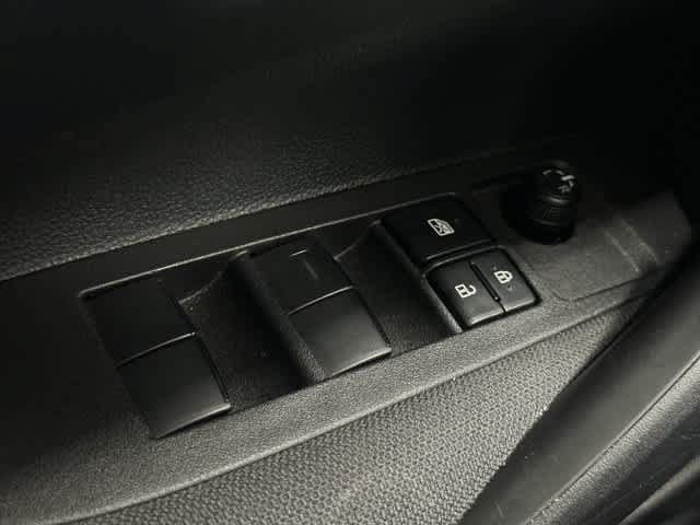 Used 2026 Toyota Corolla LE FWD image 20