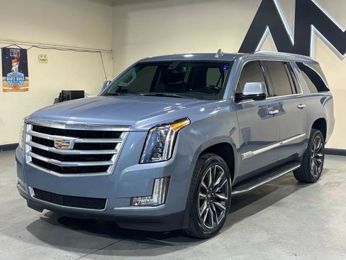 Used 2016 Cadillac Escalade ESV 2WD image 1