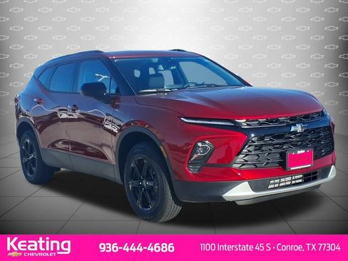 New 2026 Chevrolet Blazer LT w/ Convenience Package FWD image 3