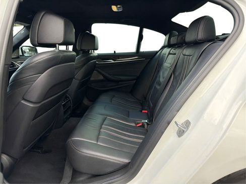 Used 2019 BMW 540i w/ M Sport Package image 10