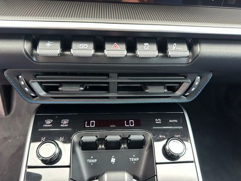 Used 2025 Porsche 911 Turbo S image 27