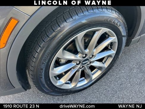 Used 2020 Lincoln Corsair AWD w/ Premium Package image 9
