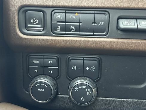 Used 2021 Chevrolet Tahoe High Country image 23