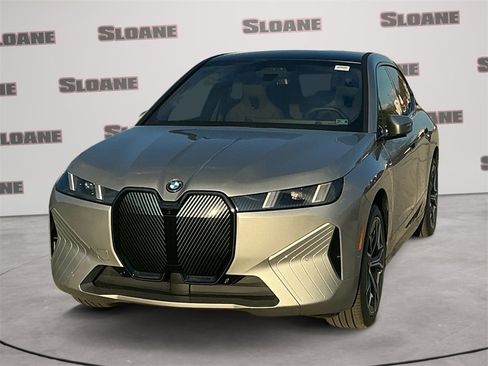 New 2026 BMW iX xDrive45 image 1