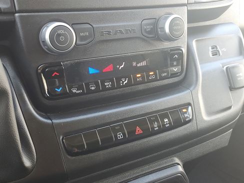 Used 2025 RAM ProMaster 2500 w/ Safety Group image 17