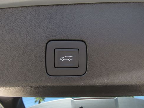 Used 2026 Buick Encore GX Avenir w/ Avenir Convenience Package image 13